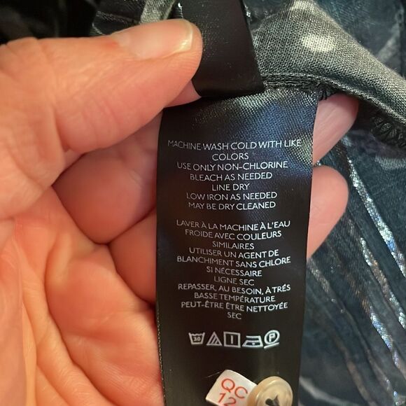 Anthropologie Pilcro Black Motif Sleeveless Ruffle Blouse - Picture 6 of 9